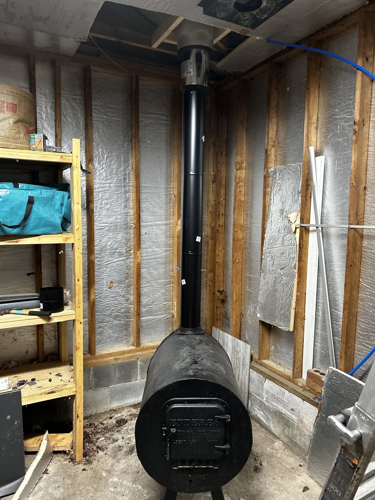 Wood stove and flue installation